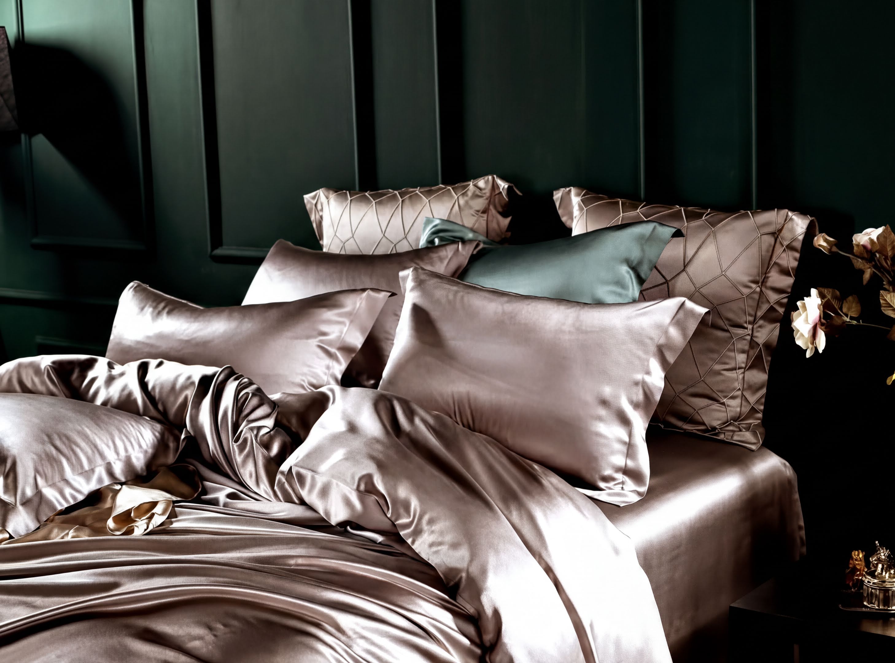 #color_dark-gold
