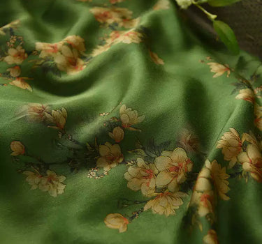 RYCHUJIN- Hight 60 Count Rayon Satin Faux Silk Chinese Style Floral Cheongsam Dress Fabric - 145cm wide by the Yard