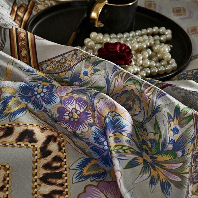 16 Momme Silver Jewel Printed Silk Bedding Set - image 4
