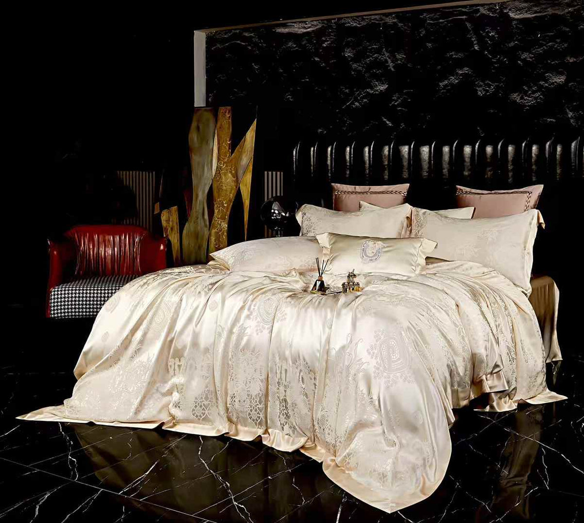 19 Momme Ivory Jacquard Silk Bedding Set