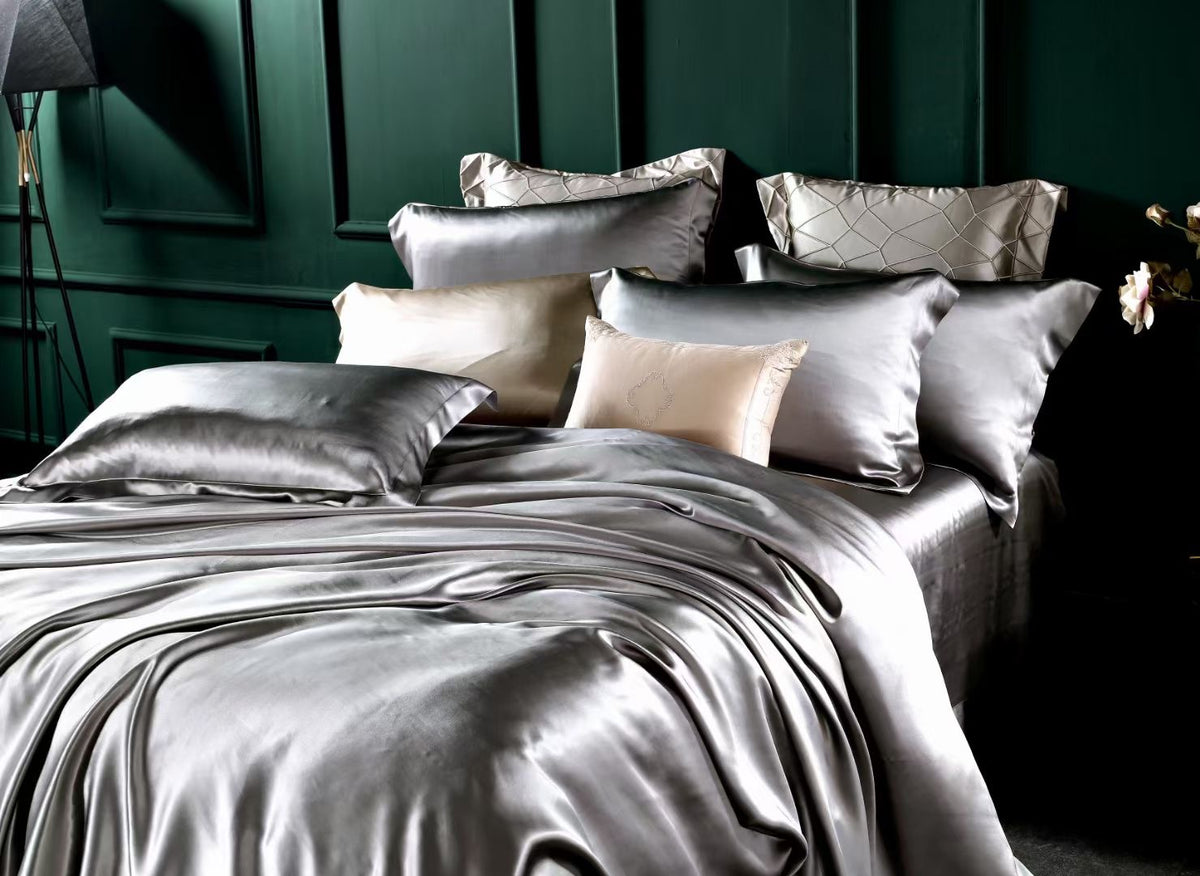 19 Momme Silver Gray Silk Bedding Set