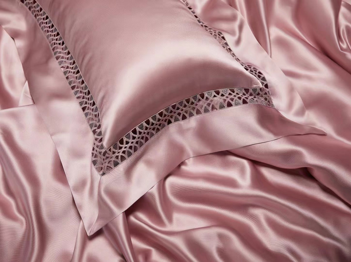 Anna Pink 25 Momme lace silk bedding set