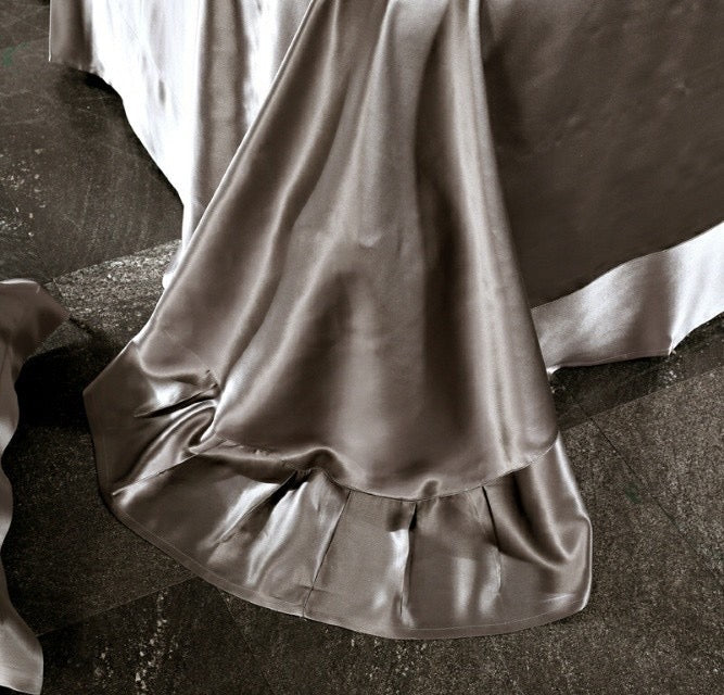 19 Momme Dark Gold Silk Bedding Set - view 2
