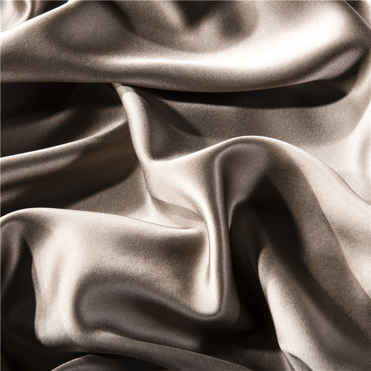 25 Momme Dark Gold Silk Bedding Set — Detail 2