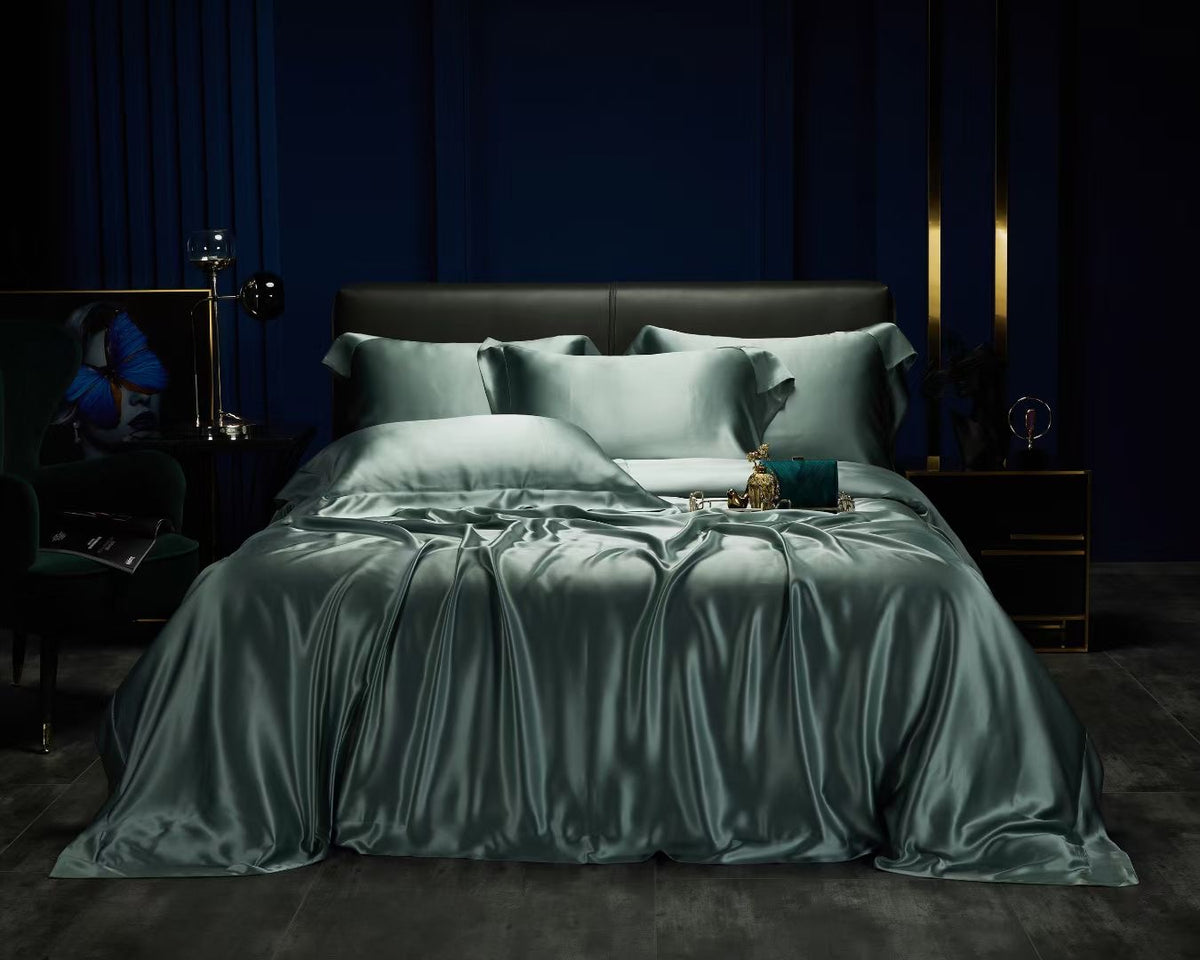 Lily Pad 25 Momme silk bedding set