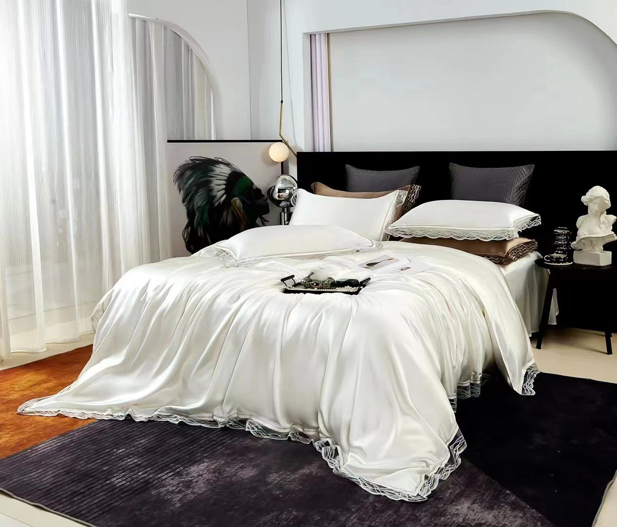 Pearl White 25 Momme lace silk bedding set