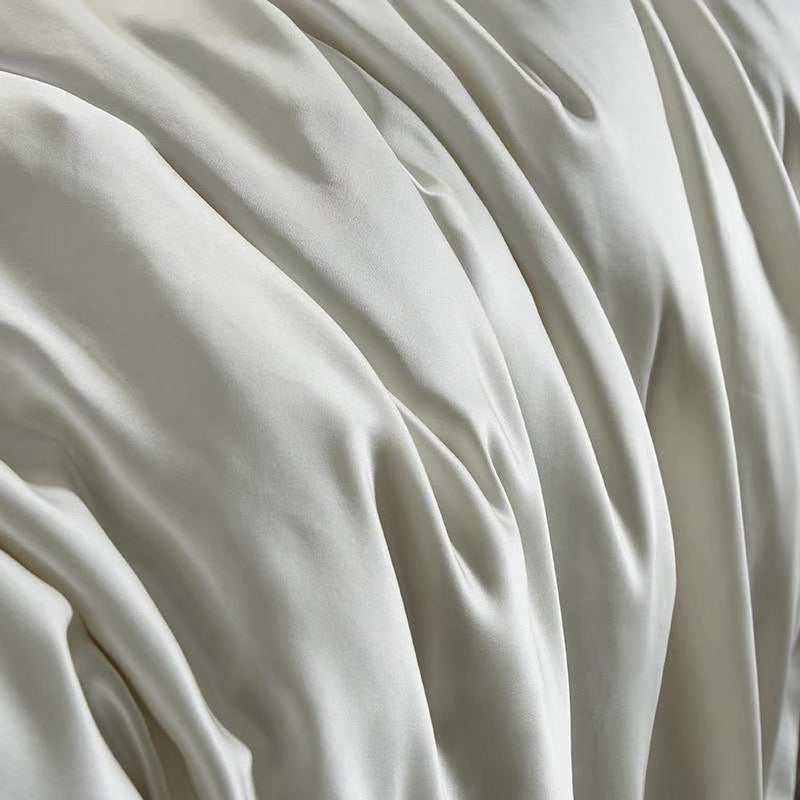 Pearl White 25 Momme silk bedding set