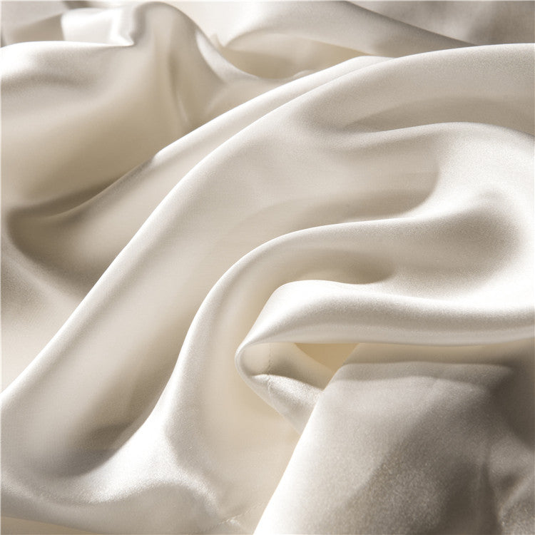 25 Momme Pearl White Silk Bedding Set — Detail 2
