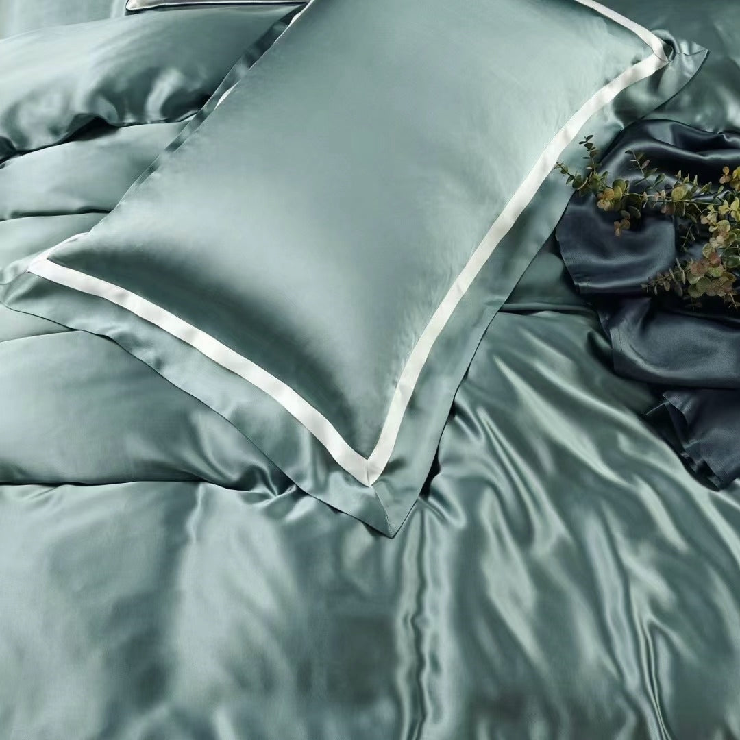 25 Momme Sage Wide-Border Silk Bedding Set