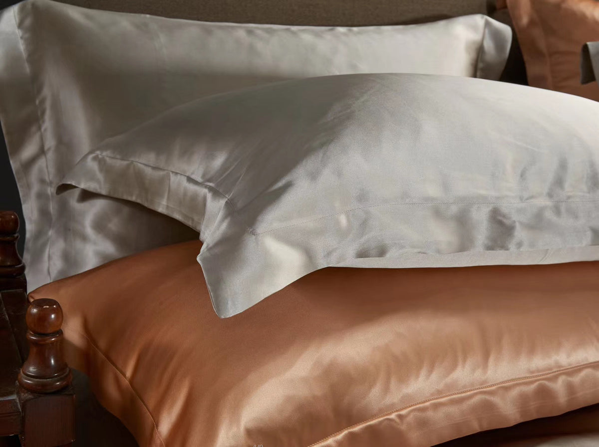 Smoky Gray 25 Momme silk bedding set