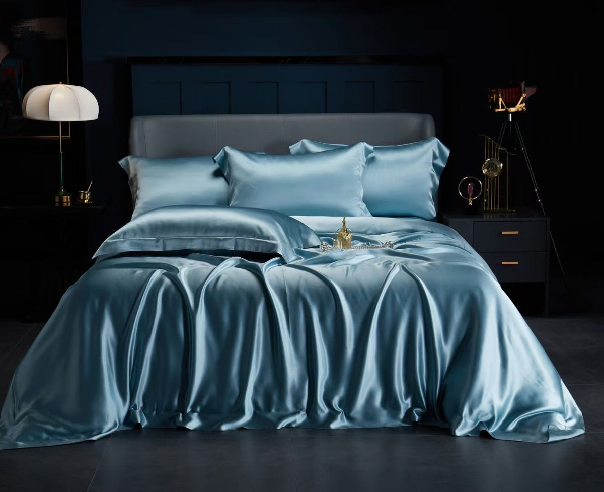Winter Sky 25 Momme silk bedding set
