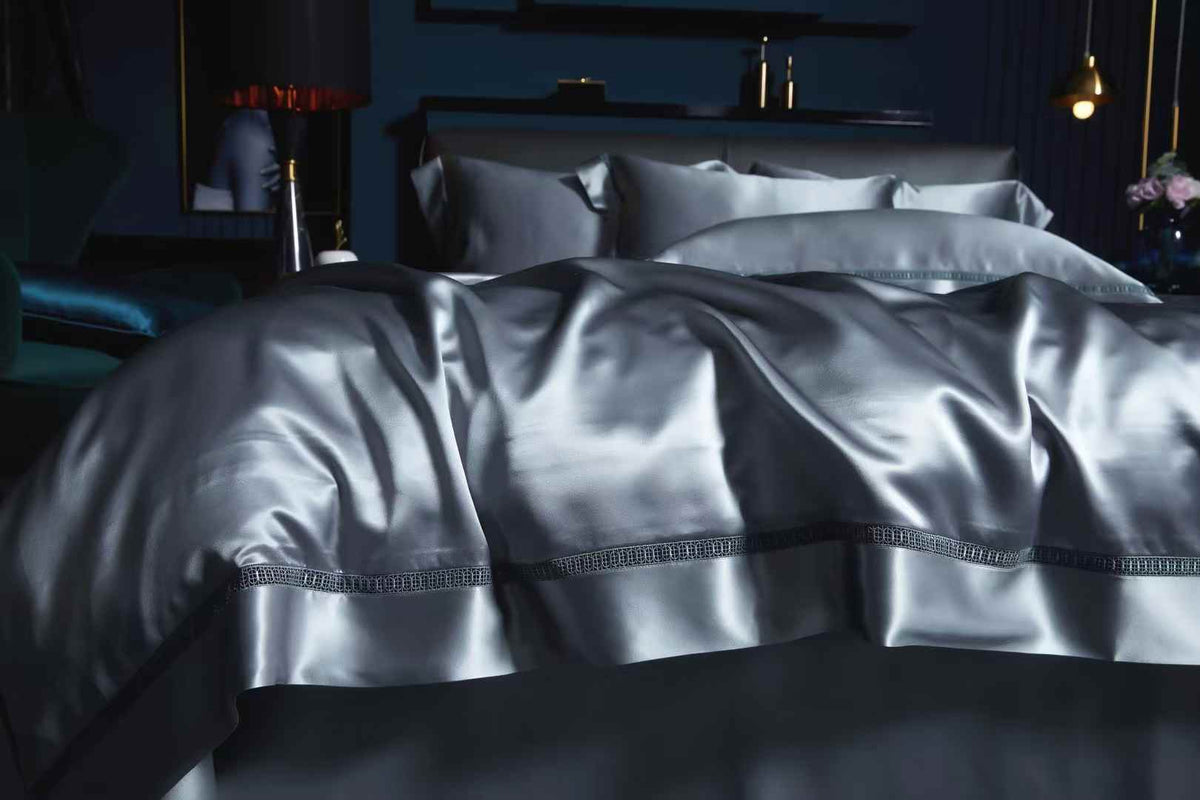 30 Momme Bluish Gray Lace Silk Bedding Set