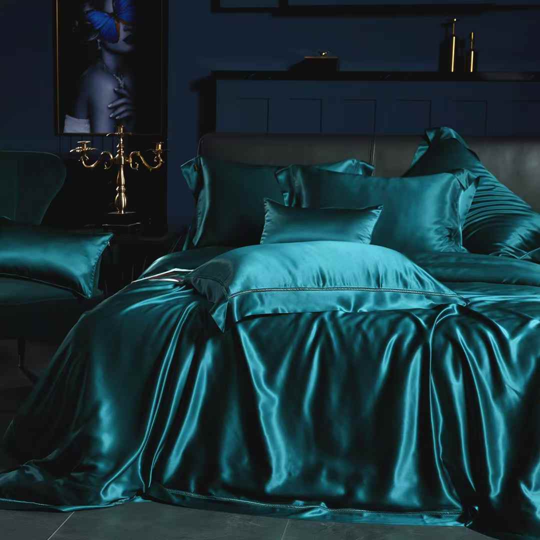 30 Momme Peacock Blue Lace Silk Bedding Set