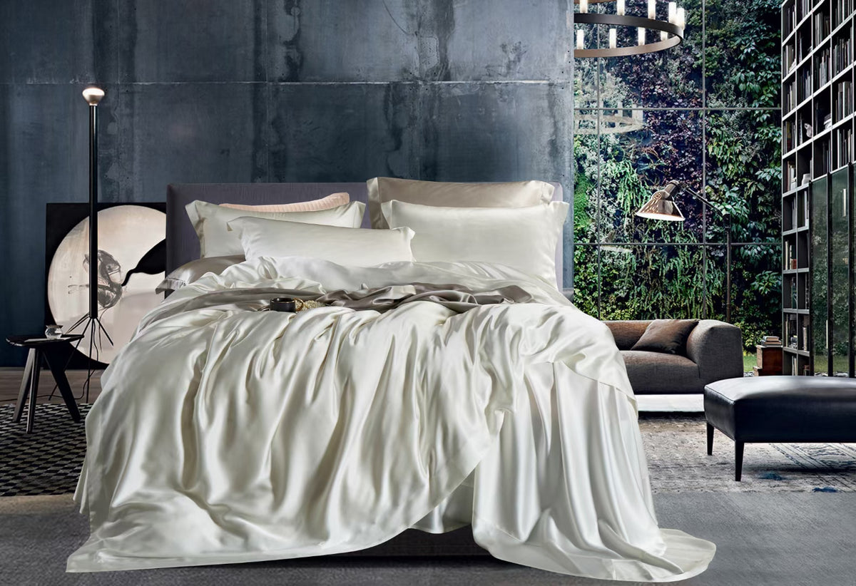 30 Momme Pearl White Silk Bedding Set