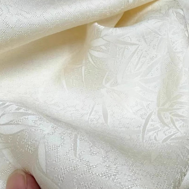 NAIBJL - Handmade 20 Momme HUALUO Jacquard Mud Silk Fabric (Openwork texture) - 114cm by the Yard