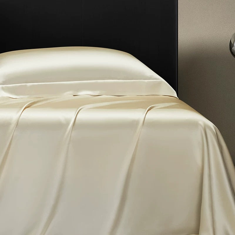 25 momme mulberry silk sheet and pillowcase set in Lotus Ivory