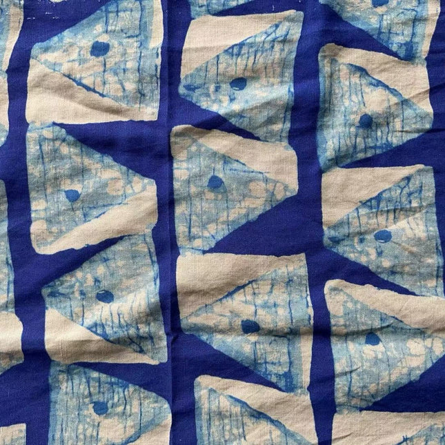 LNYDLBSL - Digtital Print Beige Background Indigo Dye Style Linen Fabric - 140cm wide by the Yard